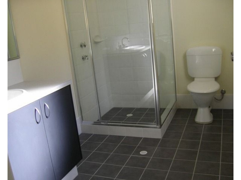 10 Barnfield Drive, Ellenbrook WA 6069