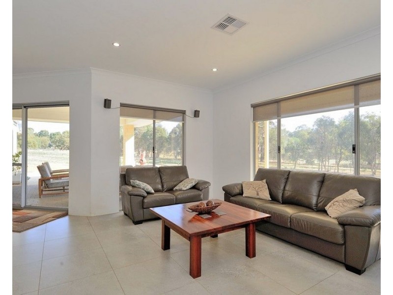 177 Ashmere Drive, Bullsbrook WA 6084