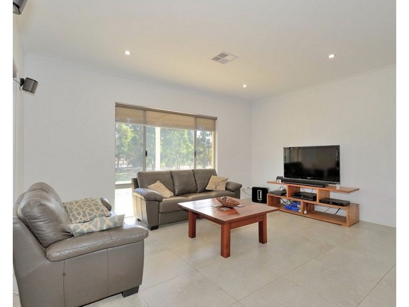177 Ashmere Drive, Bullsbrook WA 6084