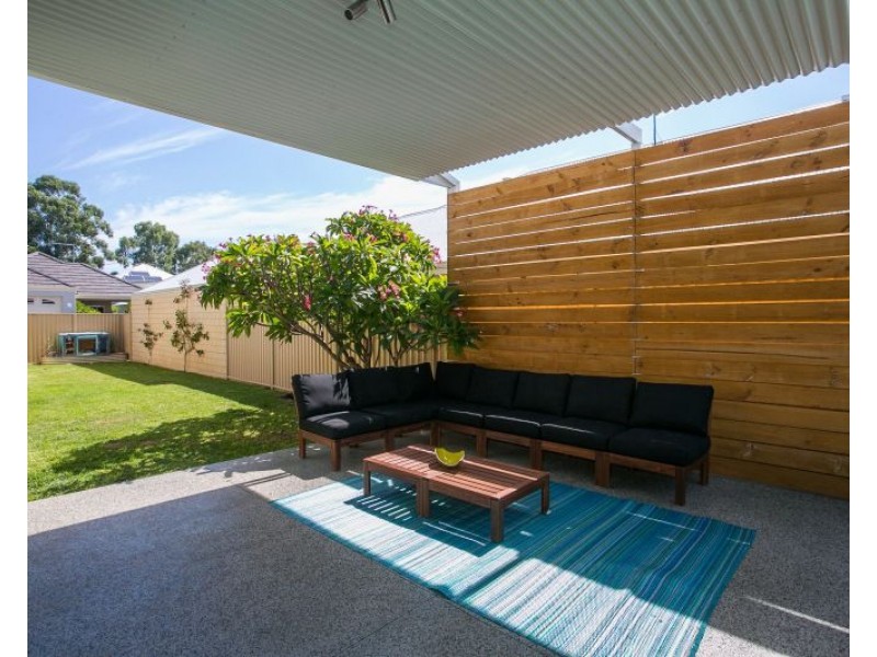 21 The Embankment, South Guildford WA 6055