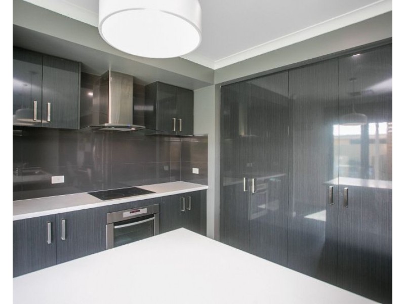 21 The Embankment, South Guildford WA 6055