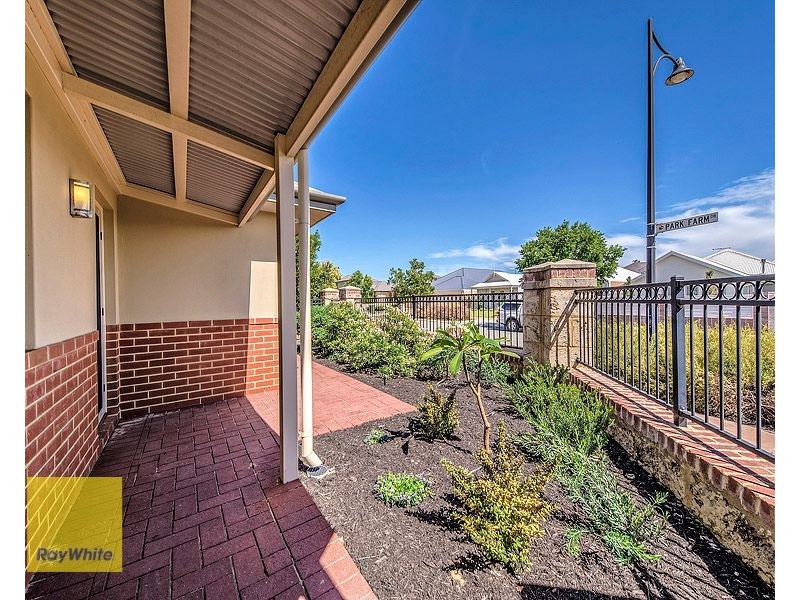 10 Parkfarm Drive, South Guildford WA 6055