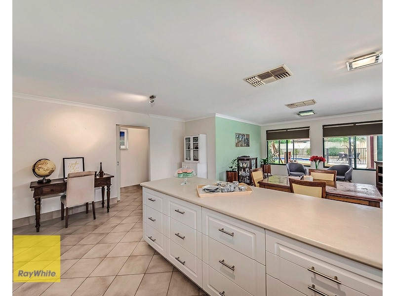 16 Bildjar Close, South Guildford WA 6055