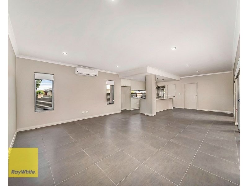 4 Henn Terrace, South Guildford WA 6055