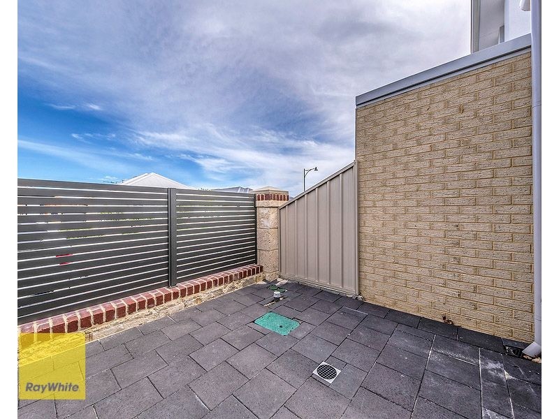 4 Henn Terrace, South Guildford WA 6055