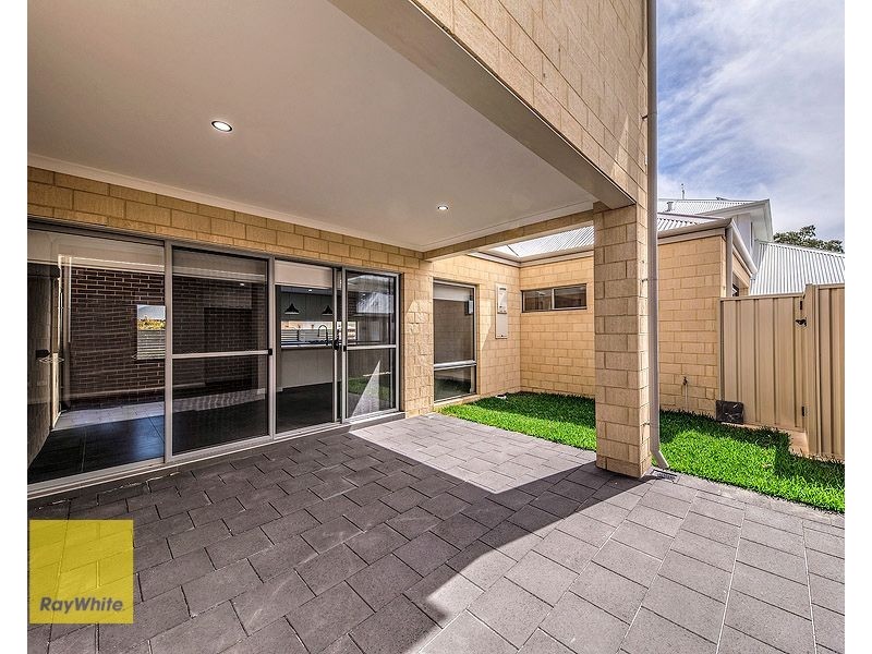 4 Henn Terrace, South Guildford WA 6055