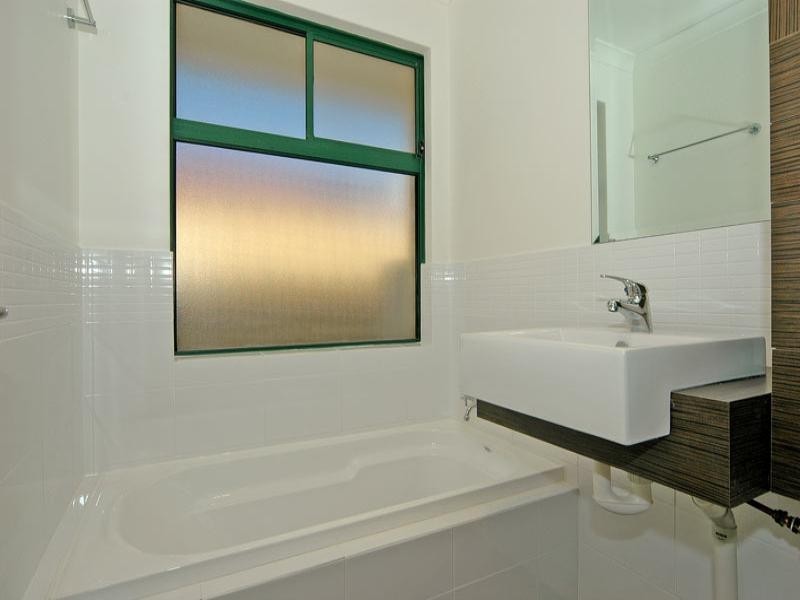 61 Courtland Crescent, Redcliffe WA 6104