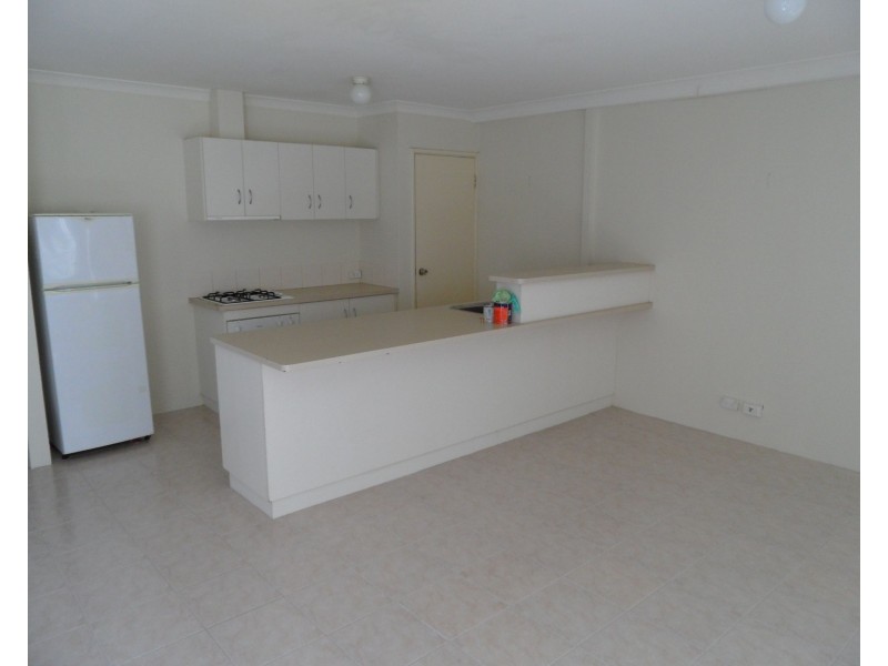 2/142 Morrison Road, Midland WA 6056