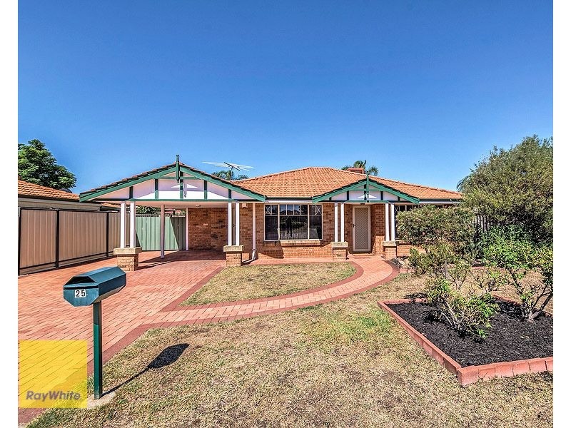 25 Beenan Elbow, South Guildford WA 6055