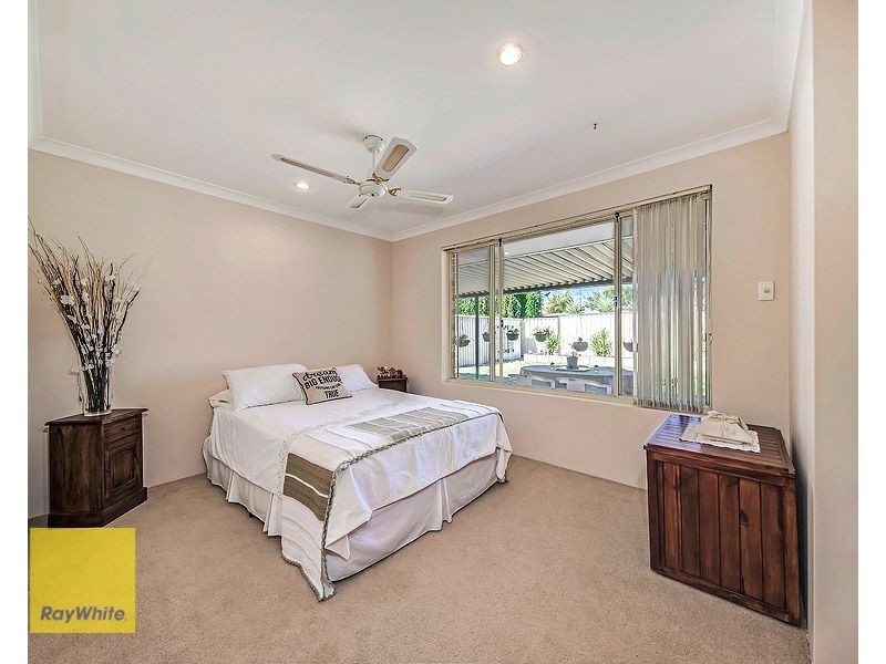 25 Beenan Elbow, South Guildford WA 6055
