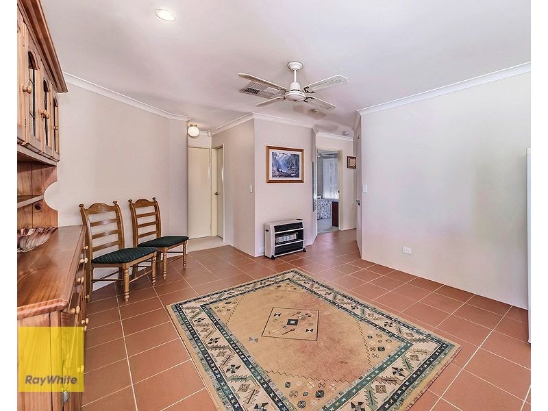 25 Beenan Elbow, South Guildford WA 6055