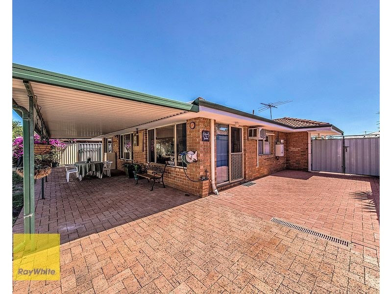 25 Beenan Elbow, South Guildford WA 6055
