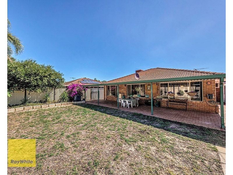 25 Beenan Elbow, South Guildford WA 6055