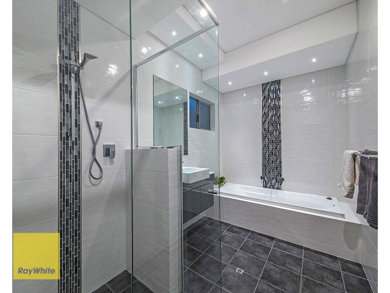 64 Pexton Drive, South Guildford WA 6055