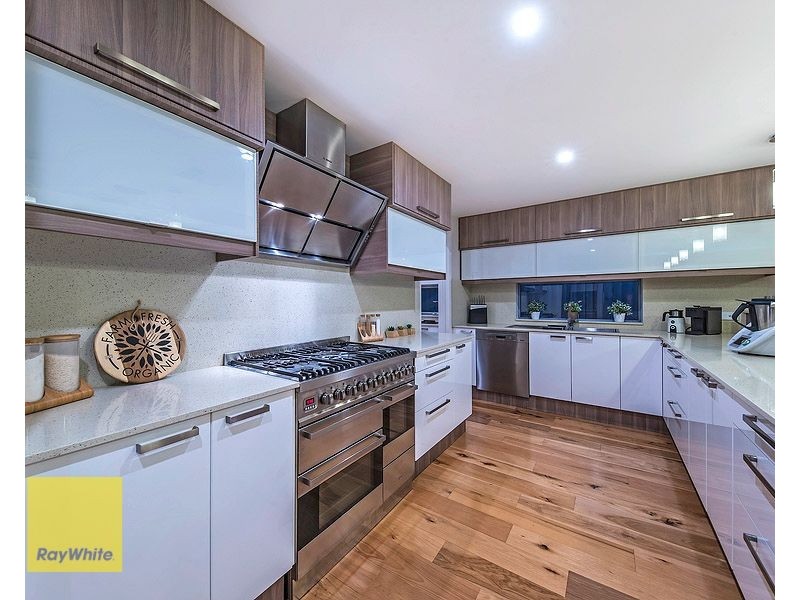 64 Pexton Drive, South Guildford WA 6055