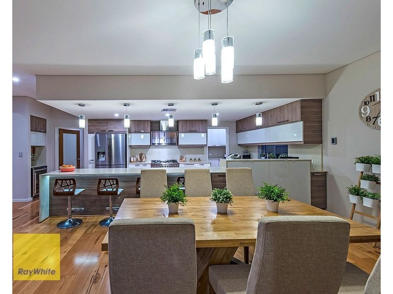 64 Pexton Drive, South Guildford WA 6055