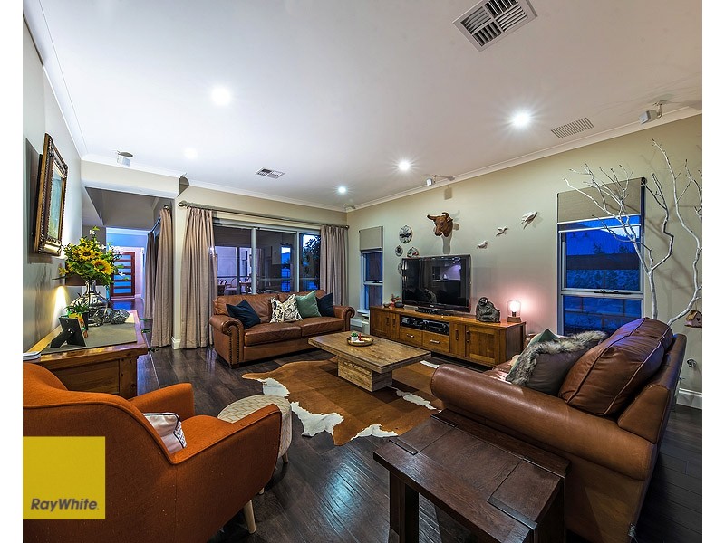 16 The Embankment, South Guildford WA 6055