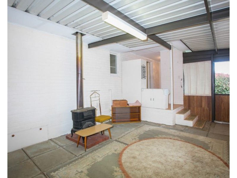 31 Caladenia Way, Koongamia WA 6056