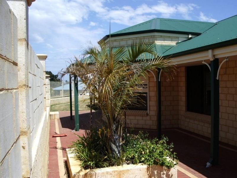 43 Greenough Court, Jane Brook WA 6056