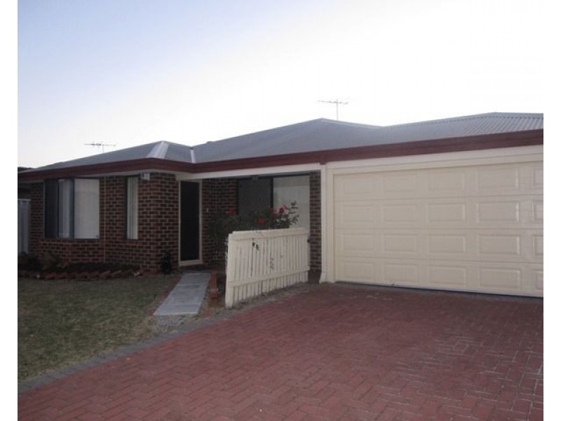 51 Lombardy Crescent, Caversham WA 6055