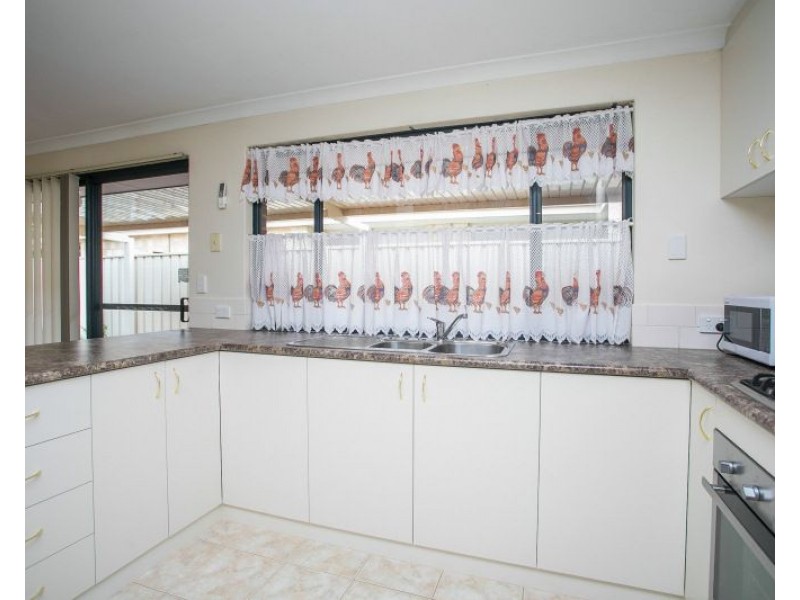 6 Hodges Street, Middle Swan WA 6056