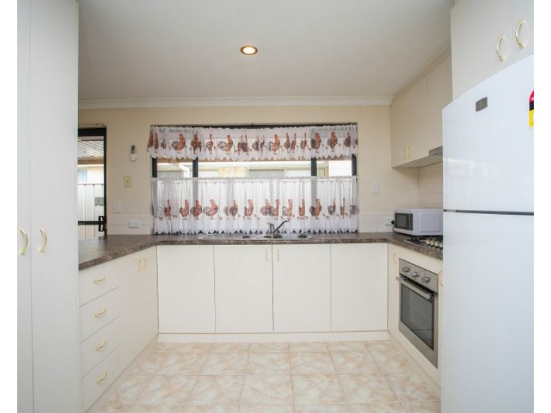 6 Hodges Street, Middle Swan WA 6056