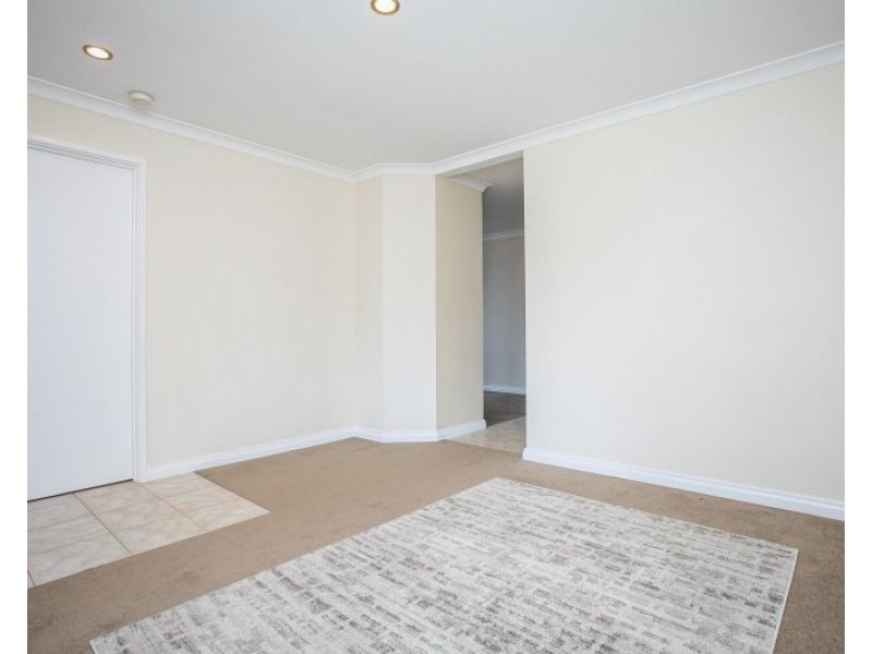 6 Hodges Street, Middle Swan WA 6056