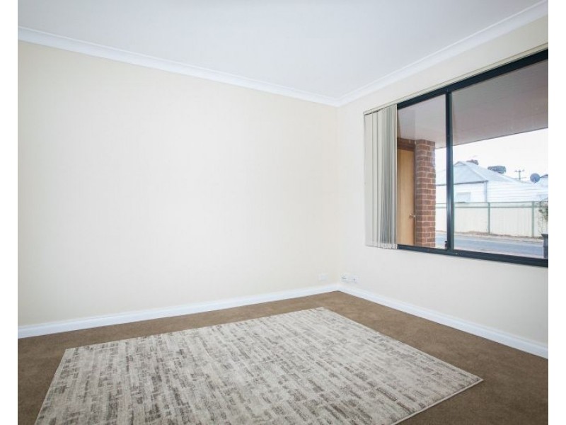 6 Hodges Street, Middle Swan WA 6056