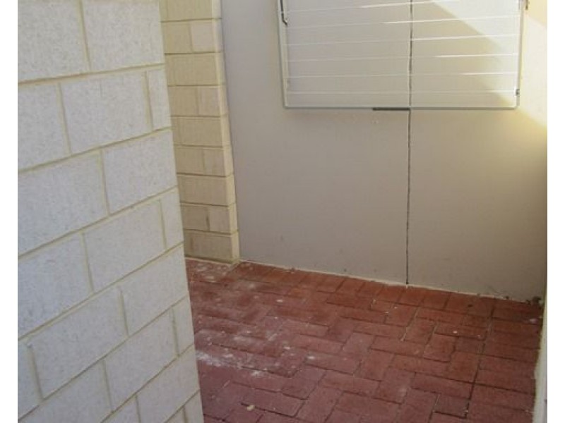 3/18 Byers Road, Midland WA 6056