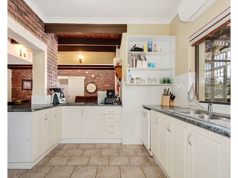 114 Farrall Road, Midvale WA 6056