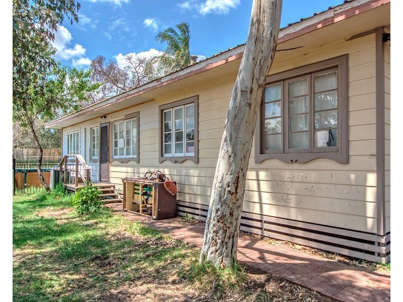 114 Farrall Road, Midvale WA 6056