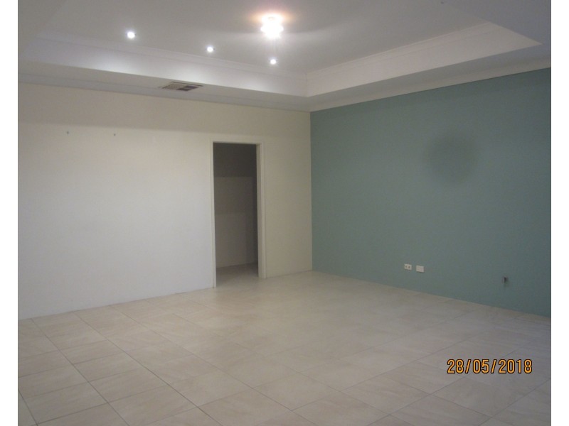 7 Januk Turn, South Guildford WA 6055