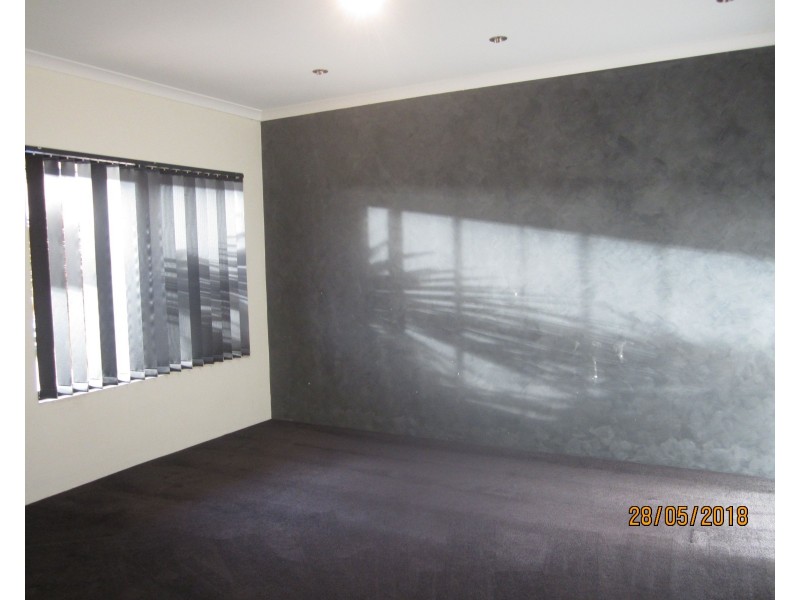 7 Januk Turn, South Guildford WA 6055