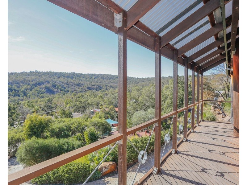 63 Throssell Road, Swan View WA 6056