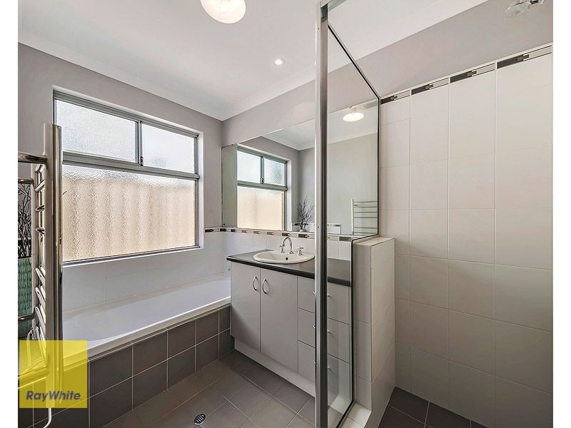 12 Laverstock Street, South Guildford WA 6055