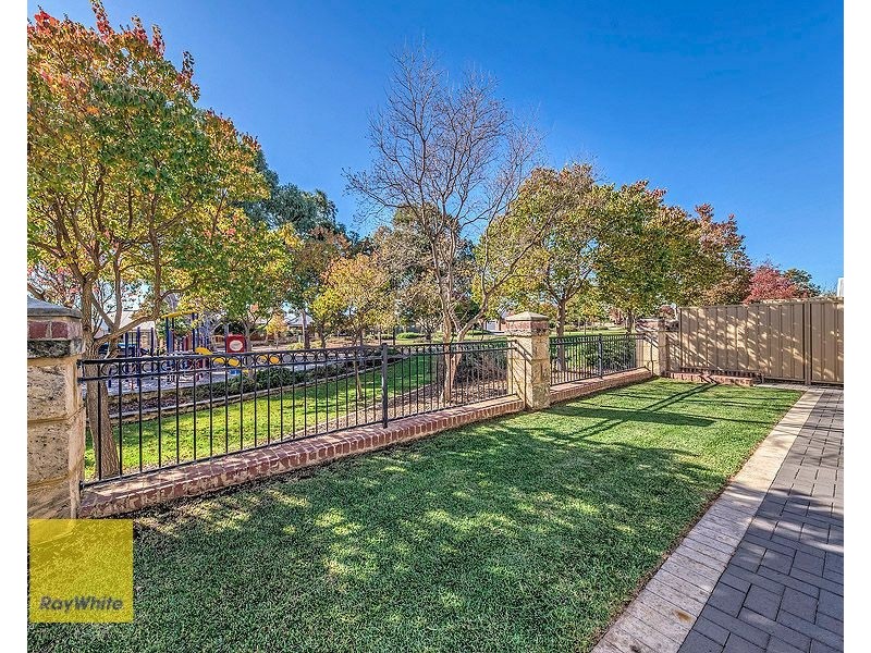 12 Laverstock Street, South Guildford WA 6055