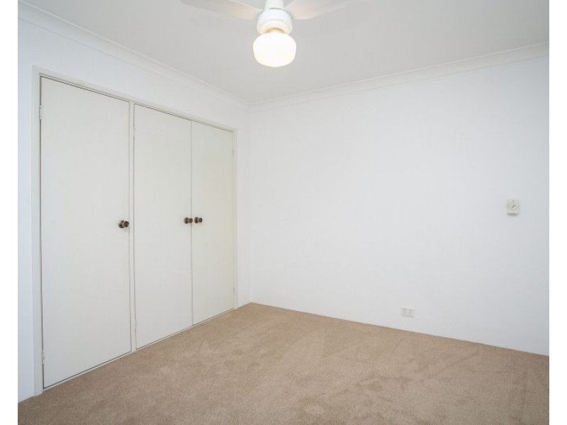 37/63 Amherst Road, Swan View WA 6056