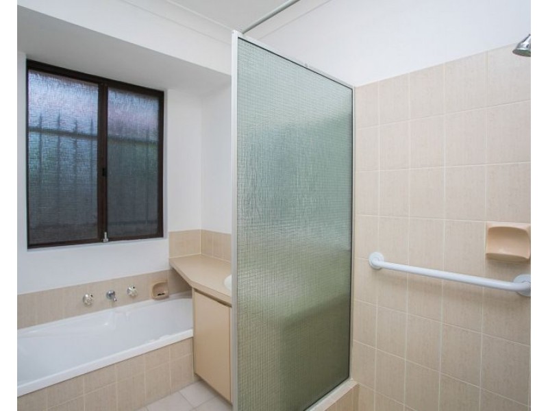 37/63 Amherst Road, Swan View WA 6056