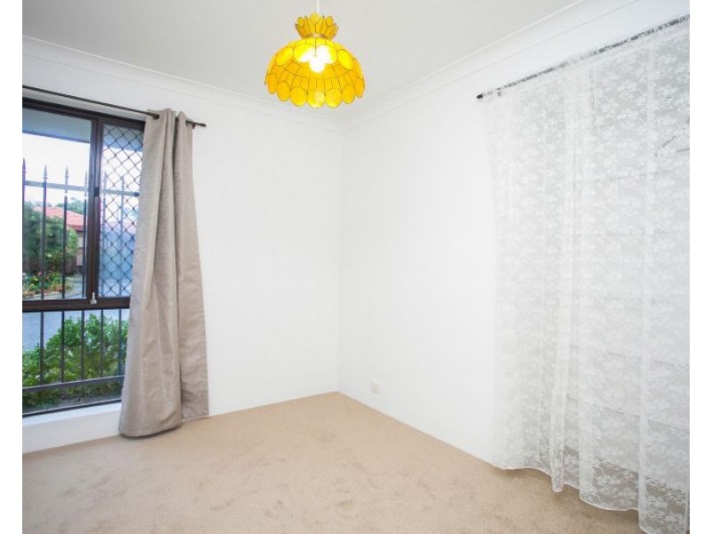 37/63 Amherst Road, Swan View WA 6056