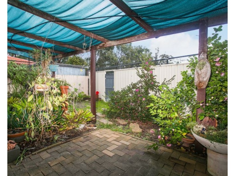 37/63 Amherst Road, Swan View WA 6056