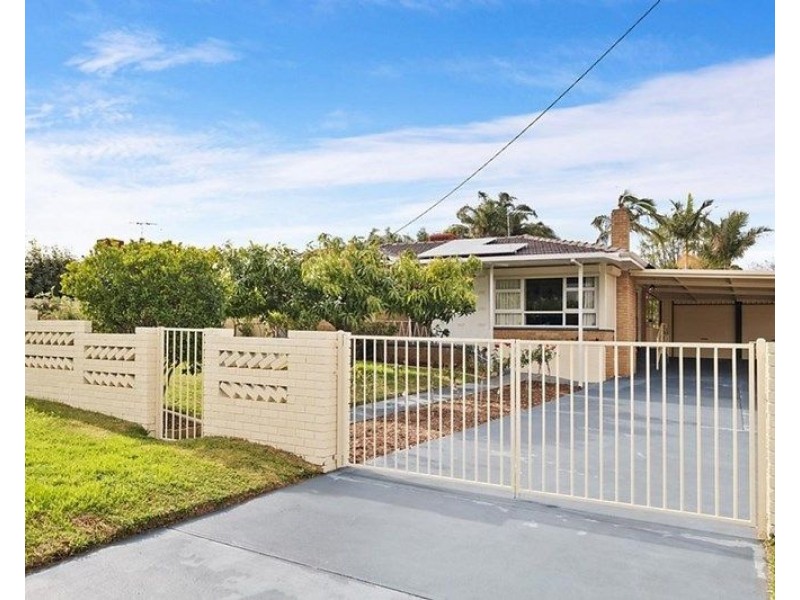 10 Harford Avenue, Viveash WA 6056