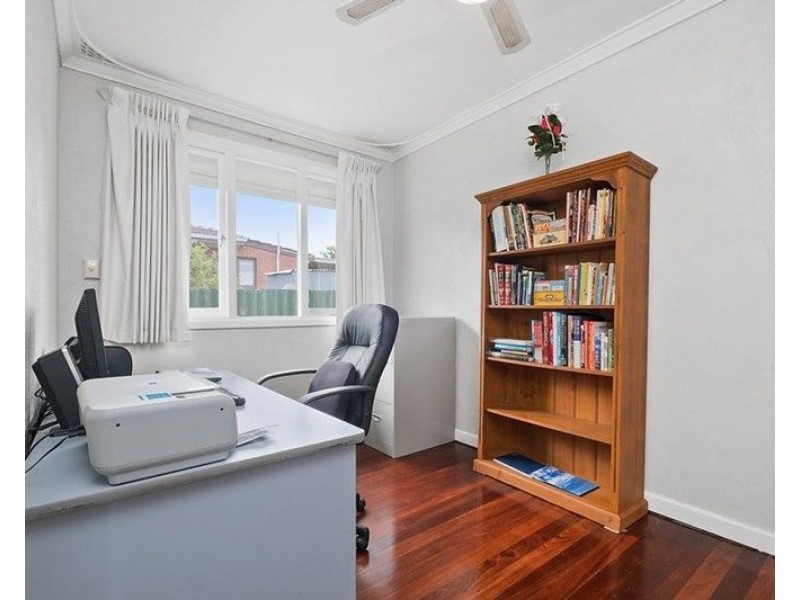 10 Harford Avenue, Viveash WA 6056