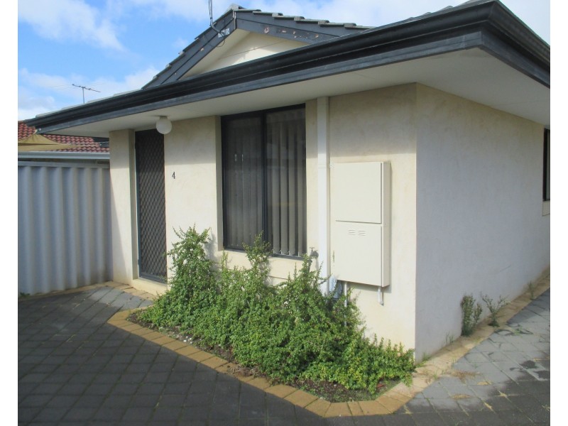 4/12 Mathoura Street, Midland WA 6056