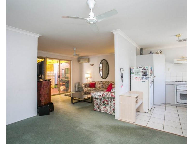 2/42 Byers Road, Woodbridge WA 6056