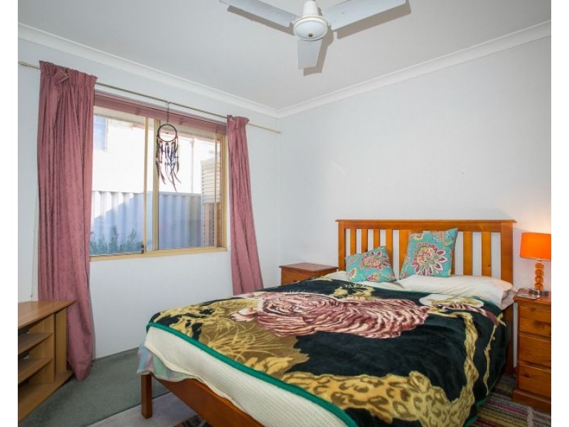 2/42 Byers Road, Woodbridge WA 6056