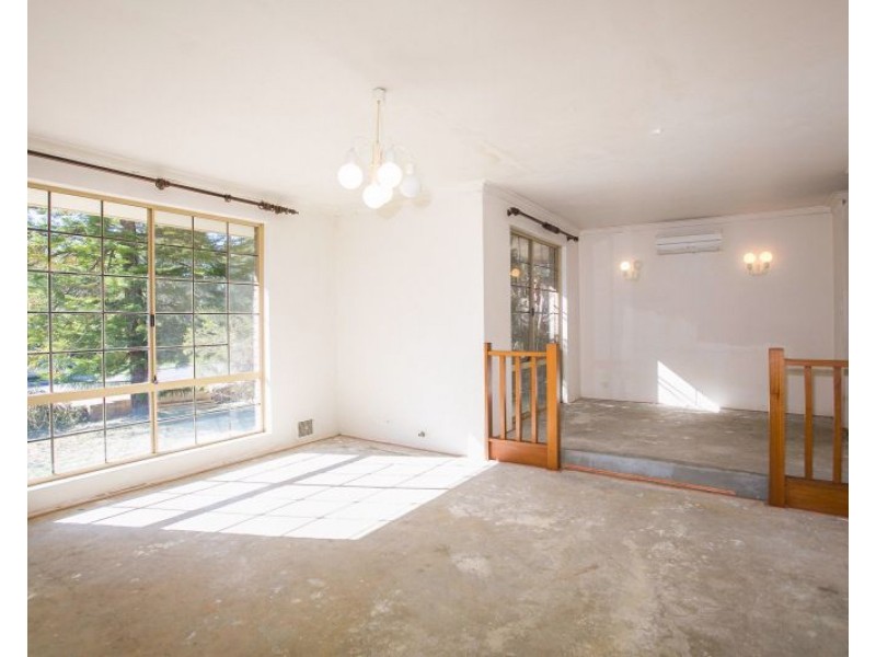 168 Clayton Street, Bellevue WA 6056