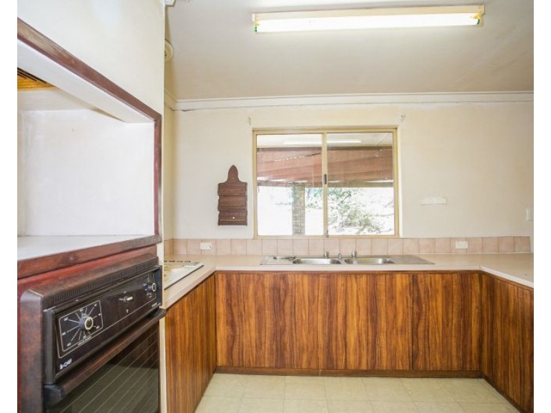 168 Clayton Street, Bellevue WA 6056