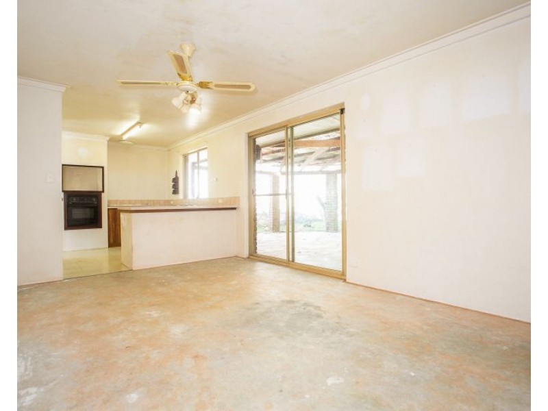 168 Clayton Street, Bellevue WA 6056