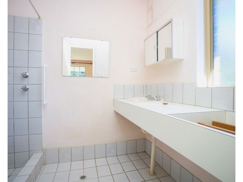 168 Clayton Street, Bellevue WA 6056