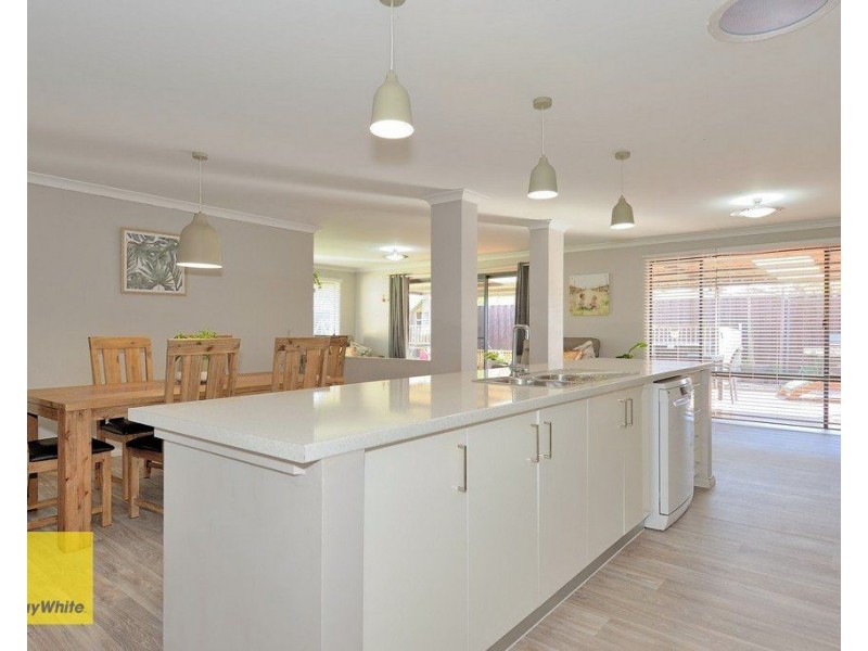 19 Forge Lane, Henley Brook WA 6055